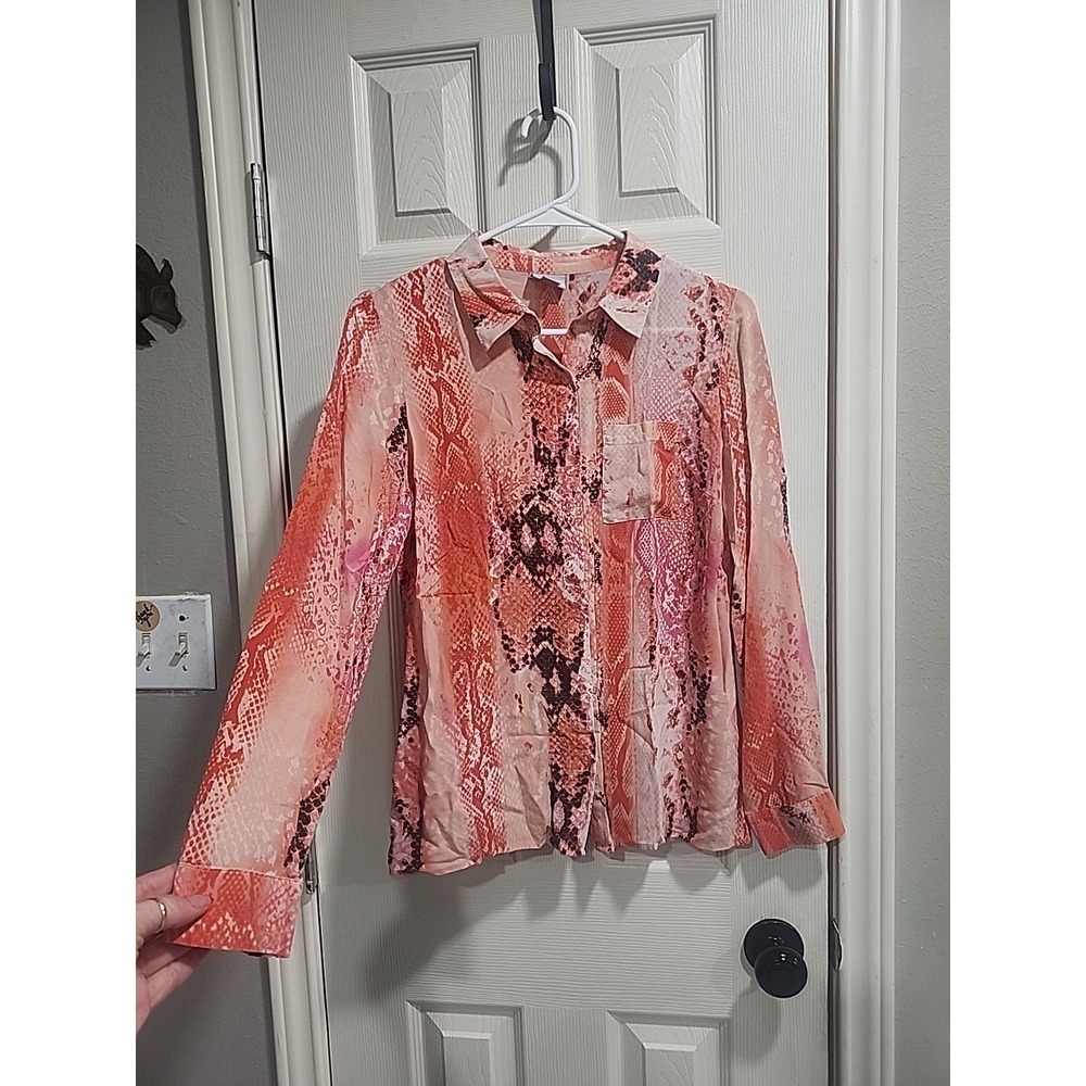 Worthington Silk Blouse Womens Small Pink Coral Snake Print Button‎ Front - Picture 9 of 10